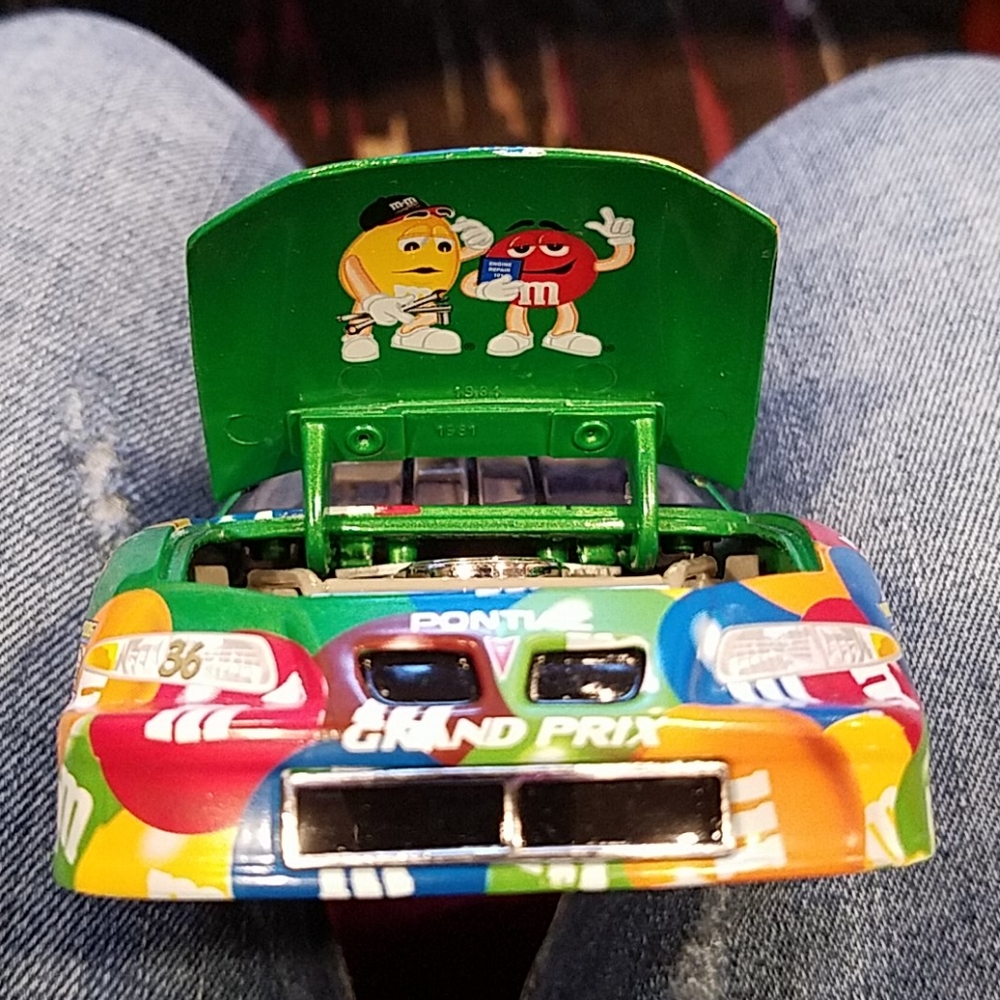 BNIB 2000 Action Collectible #36 M&M - Picture 11 of 13